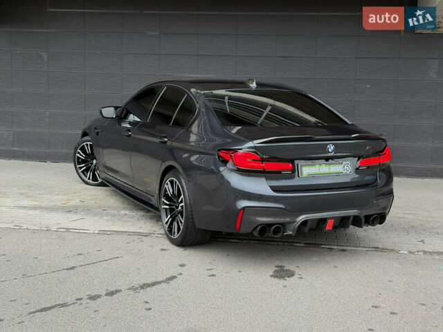 Серый БМВ М5, объемом двигателя 4.39 л и пробегом 68 тыс. км за 62000 $, фото 56 на Automoto.ua