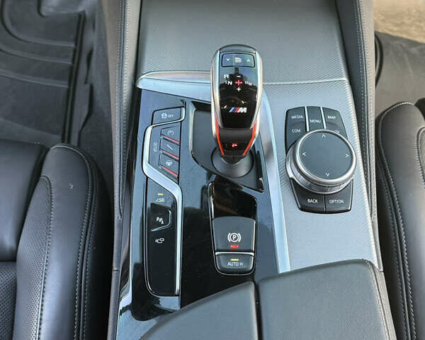 Серый БМВ М5, объемом двигателя 4.39 л и пробегом 61 тыс. км за 66900 $, фото 49 на Automoto.ua