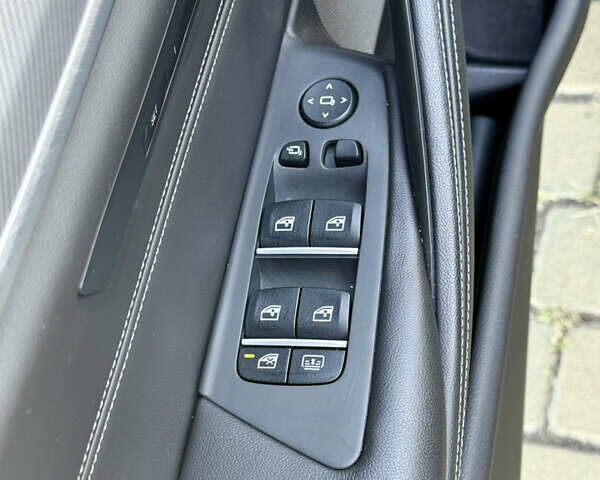 Серый БМВ М5, объемом двигателя 4.39 л и пробегом 61 тыс. км за 66900 $, фото 28 на Automoto.ua