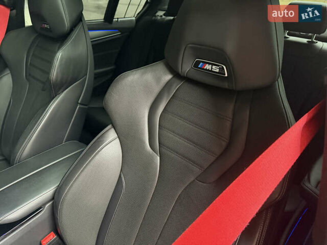 Серый БМВ М5, объемом двигателя 4.39 л и пробегом 68 тыс. км за 62000 $, фото 33 на Automoto.ua