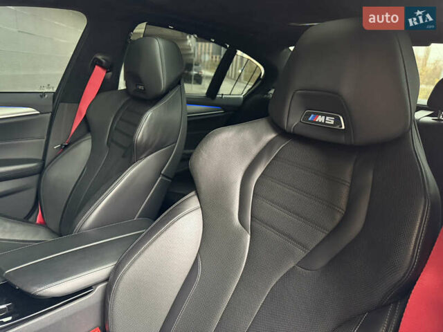 Серый БМВ М5, объемом двигателя 4.39 л и пробегом 68 тыс. км за 62000 $, фото 34 на Automoto.ua