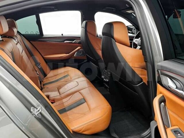 Серый БМВ М5, объемом двигателя 0 л и пробегом 46 тыс. км за 50999 $, фото 10 на Automoto.ua