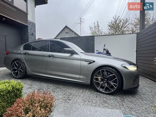 БМВ М5 2020 в Днепре (Днепропетровске) на Automoto.ua Серый БМВ М5, объемом двигателя 4.4 л и пробегом 40 тыс. км за 135000 $, фото 2 на Automoto.ua
