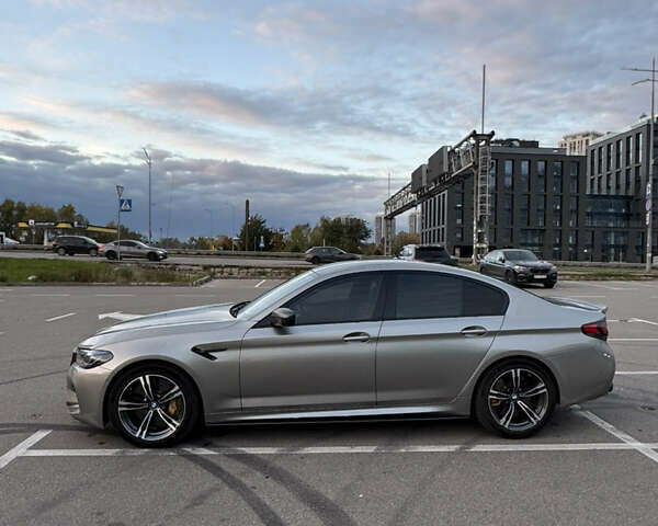 Серый БМВ М5, объемом двигателя 4.39 л и пробегом 49 тыс. км за 77000 $, фото 13 на Automoto.ua