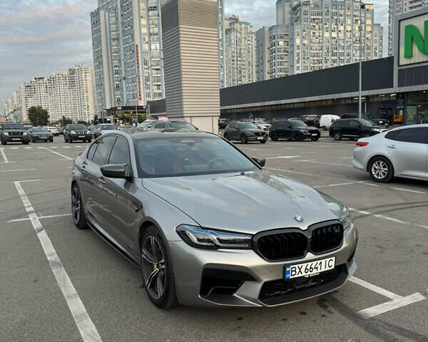 Серый БМВ М5, объемом двигателя 4.39 л и пробегом 49 тыс. км за 82000 $, фото 10 на Automoto.ua