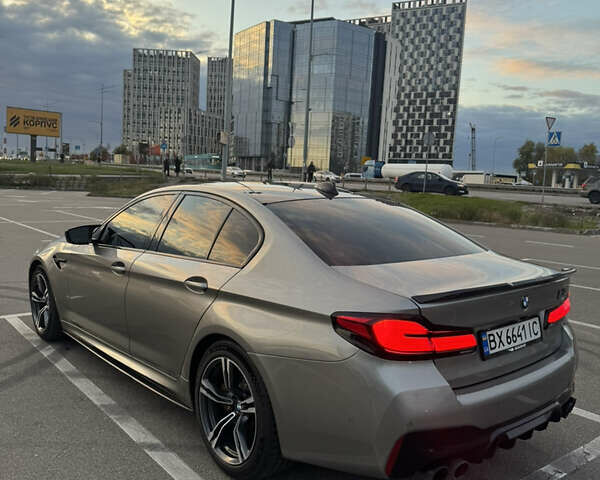 Серый БМВ М5, объемом двигателя 4.39 л и пробегом 49 тыс. км за 77000 $, фото 1 на Automoto.ua