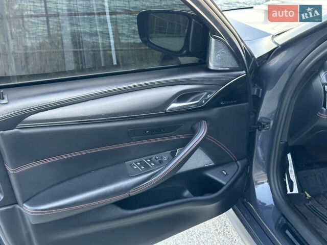 Сірий БМВ М5, об'ємом двигуна 4.39 л та пробігом 21 тис. км за 145000 $, фото 21 на Automoto.ua