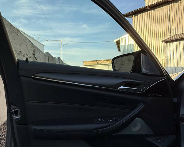 Серый БМВ М5, объемом двигателя 4.39 л и пробегом 44 тыс. км за 86000 $, фото 15 на Automoto.ua