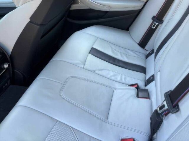 Сірий БМВ М5, об'ємом двигуна 4.4 л та пробігом 13 тис. км за 27500 $, фото 9 на Automoto.ua