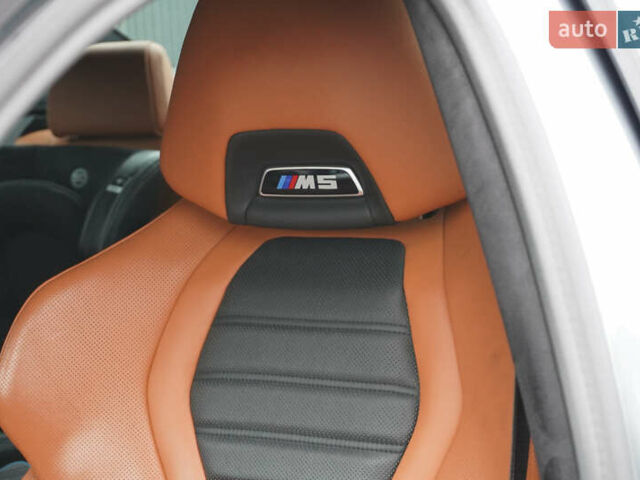 Серый БМВ М5, объемом двигателя 4.39 л и пробегом 43 тыс. км за 109000 $, фото 34 на Automoto.ua