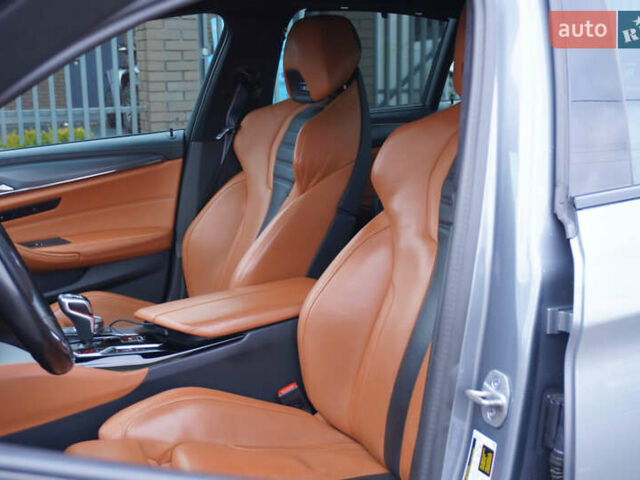 Серый БМВ М5, объемом двигателя 4.39 л и пробегом 43 тыс. км за 109000 $, фото 33 на Automoto.ua