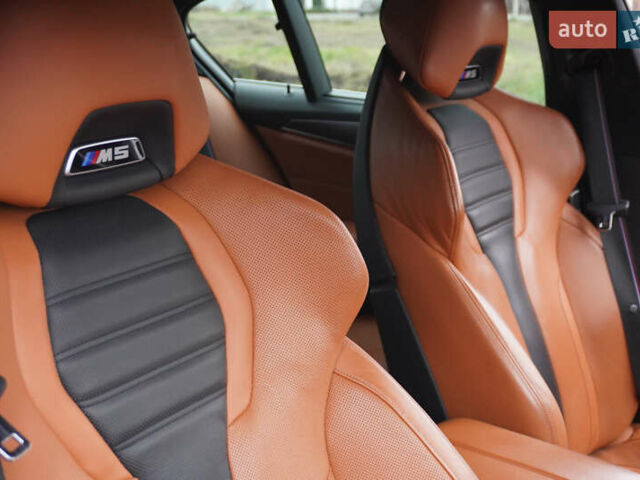 Серый БМВ М5, объемом двигателя 4.39 л и пробегом 43 тыс. км за 109000 $, фото 35 на Automoto.ua