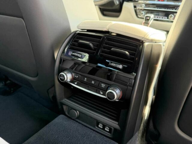 Серый БМВ М5, объемом двигателя 4.4 л и пробегом 19 тыс. км за 43000 $, фото 12 на Automoto.ua