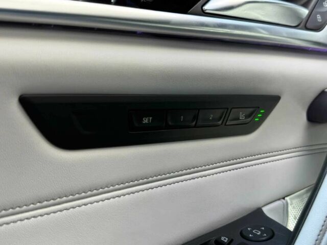 Серый БМВ М5, объемом двигателя 4.4 л и пробегом 19 тыс. км за 43000 $, фото 11 на Automoto.ua