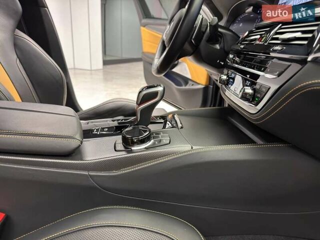 Серый БМВ М5, объемом двигателя 4.39 л и пробегом 18 тыс. км за 139500 $, фото 57 на Automoto.ua