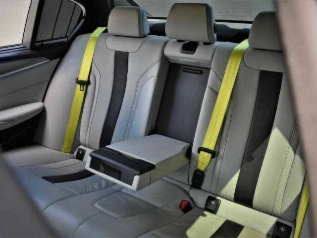 Серый БМВ М5, объемом двигателя 4.4 л и пробегом 15 тыс. км за 49900 $, фото 16 на Automoto.ua