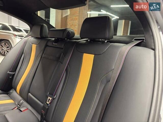 Серый БМВ М5, объемом двигателя 4.39 л и пробегом 18 тыс. км за 139500 $, фото 36 на Automoto.ua