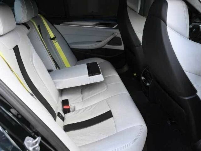 Серый БМВ М5, объемом двигателя 4.4 л и пробегом 15 тыс. км за 49900 $, фото 15 на Automoto.ua