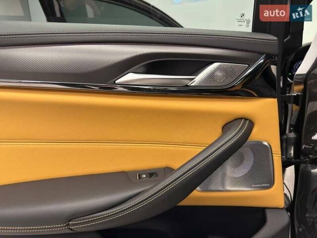 Серый БМВ М5, объемом двигателя 4.39 л и пробегом 18 тыс. км за 139500 $, фото 30 на Automoto.ua