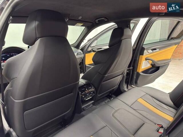 Серый БМВ М5, объемом двигателя 4.39 л и пробегом 18 тыс. км за 139500 $, фото 31 на Automoto.ua