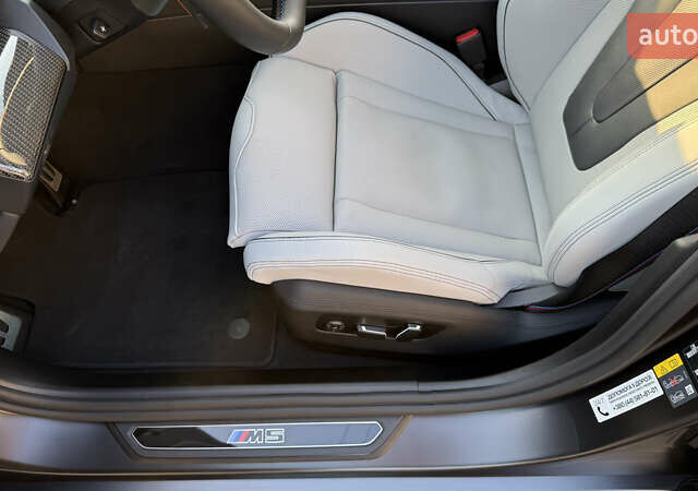 Серый БМВ М5, объемом двигателя 4.39 л и пробегом 8 тыс. км за 179900 $, фото 29 на Automoto.ua