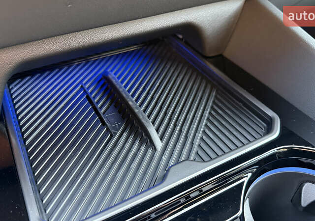 Серый БМВ М5, объемом двигателя 4.39 л и пробегом 8 тыс. км за 179900 $, фото 41 на Automoto.ua