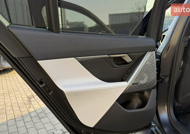 Серый БМВ М5, объемом двигателя 4.39 л и пробегом 8 тыс. км за 179900 $, фото 22 на Automoto.ua