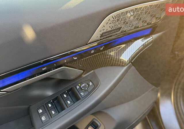 Серый БМВ М5, объемом двигателя 4.39 л и пробегом 8 тыс. км за 179900 $, фото 33 на Automoto.ua