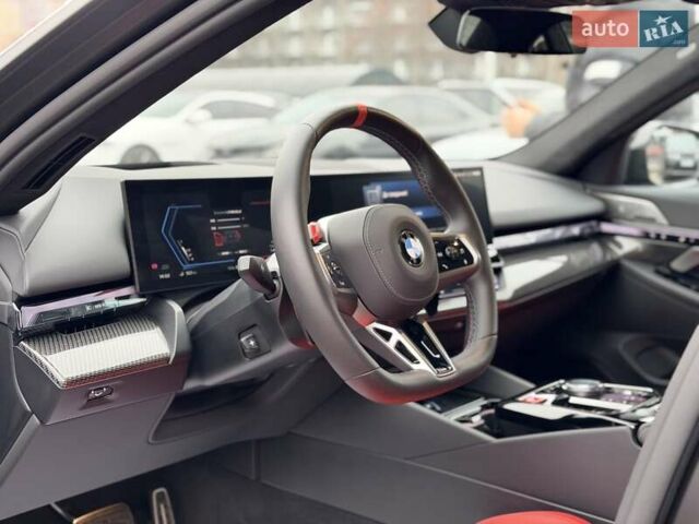 Серый БМВ М5, объемом двигателя 4.39 л и пробегом 9 тыс. км за 179500 $, фото 22 на Automoto.ua