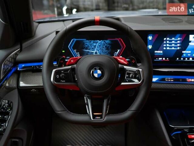 Серый БМВ М5, объемом двигателя 4.4 л и пробегом 1 тыс. км за 185900 $, фото 23 на Automoto.ua