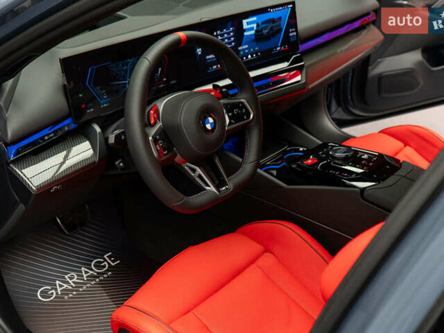 Серый БМВ М5, объемом двигателя 4.4 л и пробегом 1 тыс. км за 185900 $, фото 21 на Automoto.ua