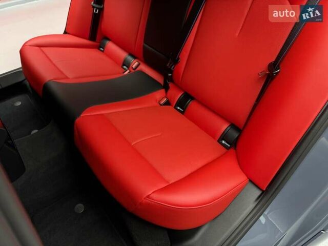 Серый БМВ М5, объемом двигателя 4.4 л и пробегом 1 тыс. км за 181900 $, фото 39 на Automoto.ua