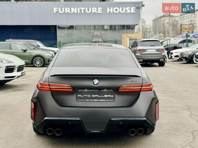 Серый БМВ М5, объемом двигателя 4.39 л и пробегом 9 тыс. км за 179500 $, фото 16 на Automoto.ua