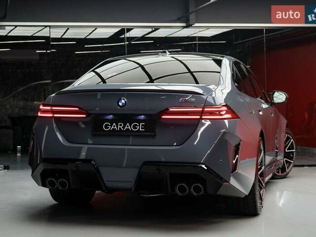 Серый БМВ М5, объемом двигателя 4.4 л и пробегом 1 тыс. км за 185900 $, фото 8 на Automoto.ua