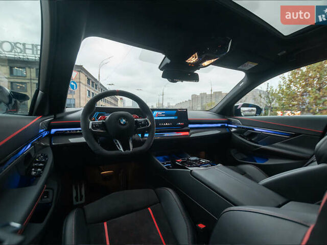 Серый БМВ М5, объемом двигателя 4.39 л и пробегом 3 тыс. км за 205000 $, фото 30 на Automoto.ua