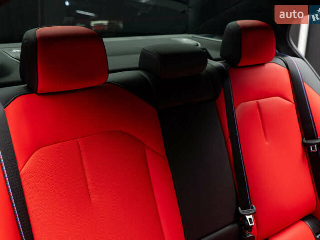 Серый БМВ М5, объемом двигателя 4.4 л и пробегом 1 тыс. км за 185900 $, фото 36 на Automoto.ua