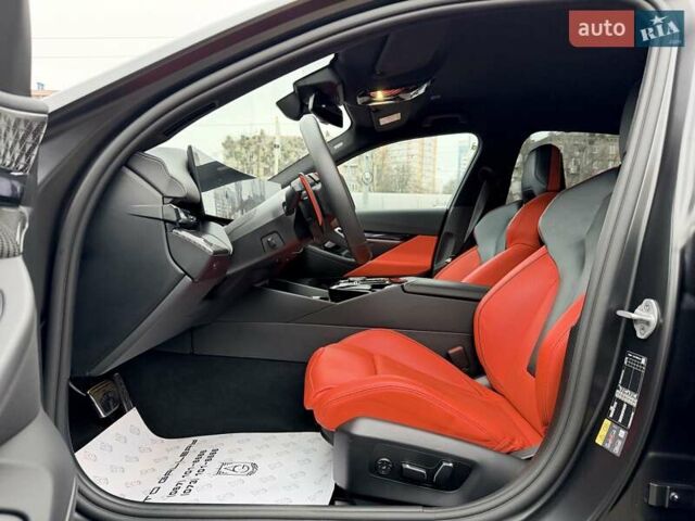 Серый БМВ М5, объемом двигателя 4.39 л и пробегом 9 тыс. км за 179500 $, фото 21 на Automoto.ua