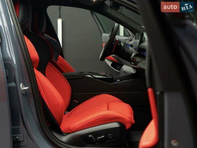 Серый БМВ М5, объемом двигателя 4.4 л и пробегом 1 тыс. км за 185900 $, фото 41 на Automoto.ua