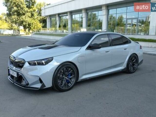 БМВ М5 2025 у Дніпро (Дніпропетровську) на Automoto.ua Сірий БМВ М5, об'ємом двигуна 4.39 л та пробігом 3 тис. км за 245000 $, фото 3 на Automoto.ua