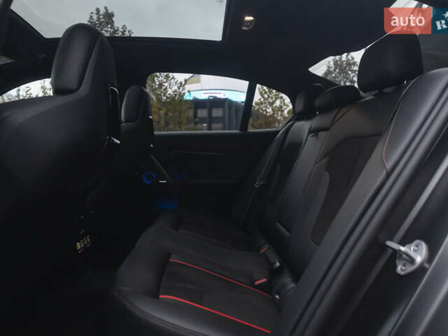 Серый БМВ М5, объемом двигателя 4.39 л и пробегом 3 тыс. км за 205000 $, фото 23 на Automoto.ua