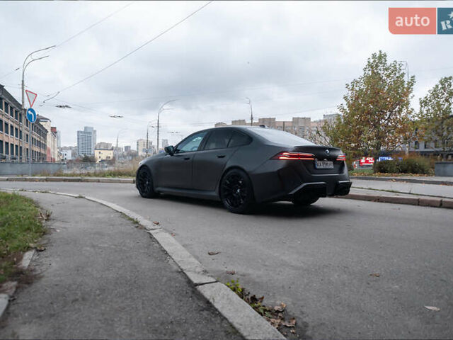 Серый БМВ М5, объемом двигателя 4.39 л и пробегом 3 тыс. км за 205000 $, фото 8 на Automoto.ua