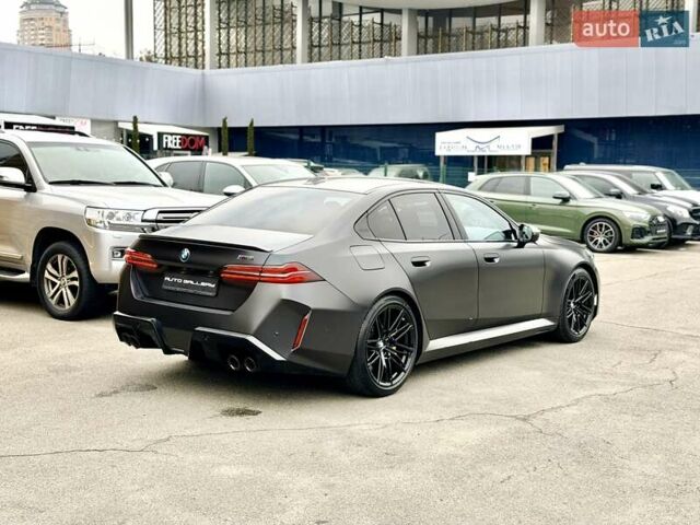 Серый БМВ М5, объемом двигателя 4.39 л и пробегом 9 тыс. км за 179500 $, фото 12 на Automoto.ua