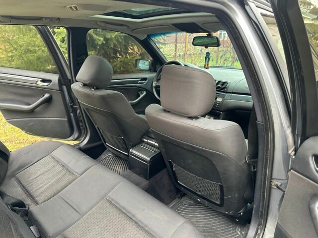 Серый БМВ М5, объемом двигателя 2 л и пробегом 300 тыс. км за 5900 $, фото 6 на Automoto.ua