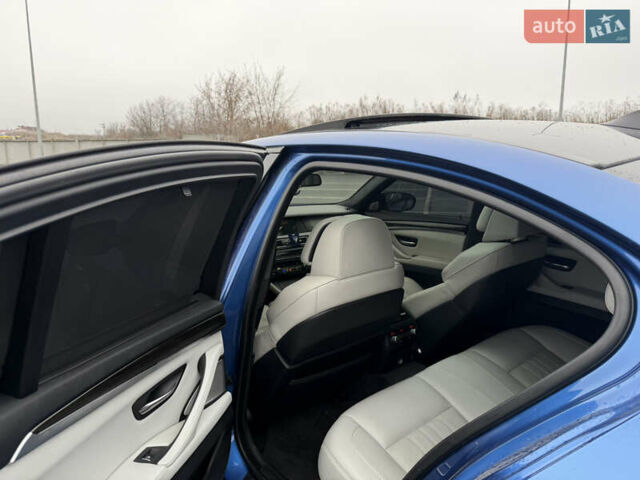 Синий БМВ М5, объемом двигателя 4.39 л и пробегом 190 тыс. км за 30200 $, фото 34 на Automoto.ua