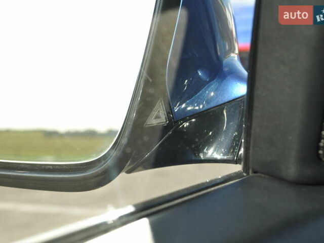 Синий БМВ М5, объемом двигателя 4.4 л и пробегом 135 тыс. км за 37500 $, фото 68 на Automoto.ua