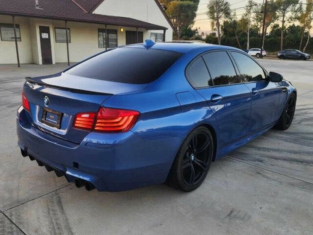 БМВ М5 2015 в Виннице на Automoto.ua Синий БМВ М5, объемом двигателя 4.4 л и пробегом 71 тыс. км за 14100 $, фото 4 на Automoto.ua