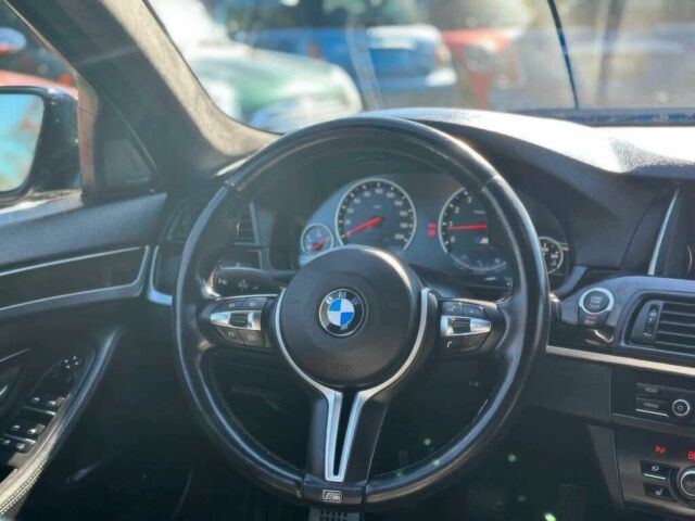 Синий БМВ М5, объемом двигателя 4.4 л и пробегом 80 тыс. км за 24500 $, фото 6 на Automoto.ua