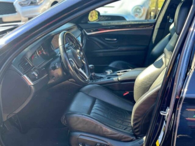 Синий БМВ М5, объемом двигателя 4.4 л и пробегом 80 тыс. км за 24500 $, фото 8 на Automoto.ua