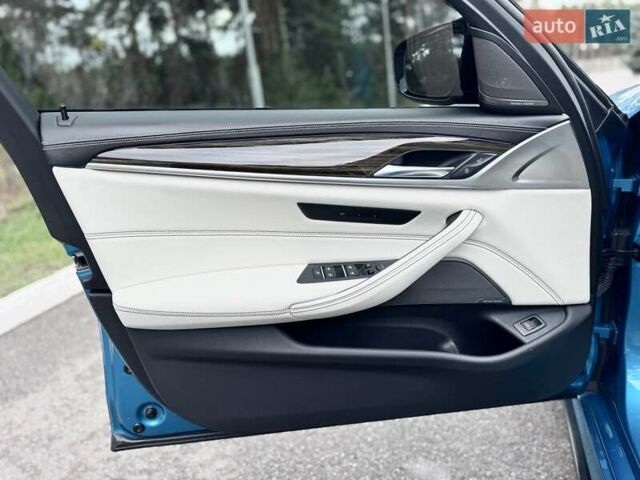 Синий БМВ М5, объемом двигателя 4.39 л и пробегом 56 тыс. км за 90000 $, фото 33 на Automoto.ua