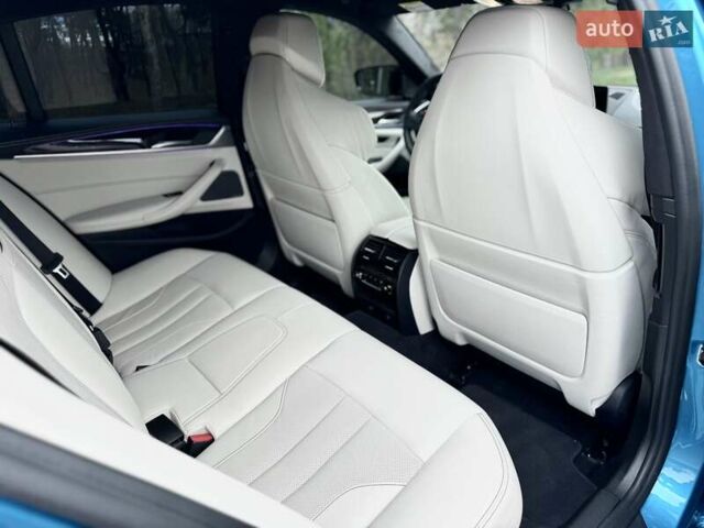 Синий БМВ М5, объемом двигателя 4.39 л и пробегом 56 тыс. км за 89500 $, фото 40 на Automoto.ua